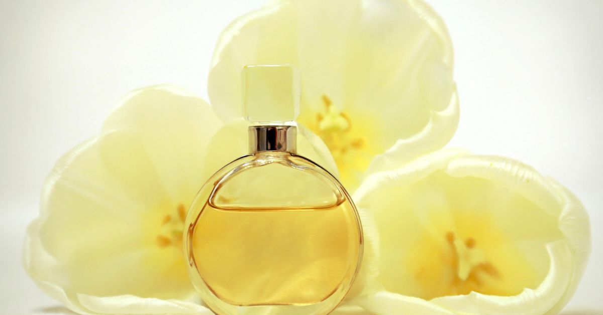Tips for Maximizing Perfume Longevity Tips for Maximizing Perfume Longevity, how long does perfume last on skin