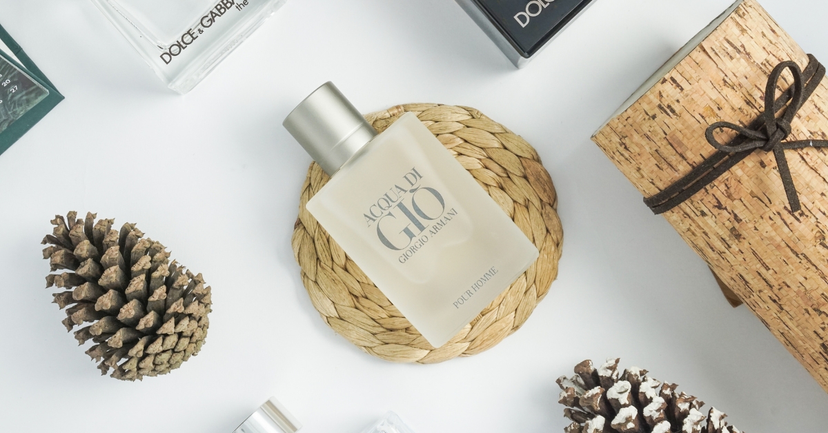 What Are Fragrance Dupes? The Best Perfume Dupes Explained on a Budget