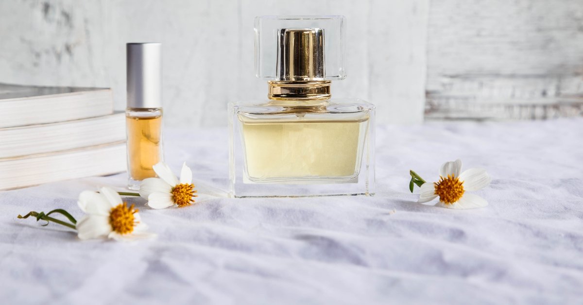 The Right Way to Apply Layered Fragrances, how to layer fragrances